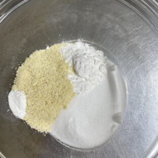 お菓子作り材料の計量のポイント