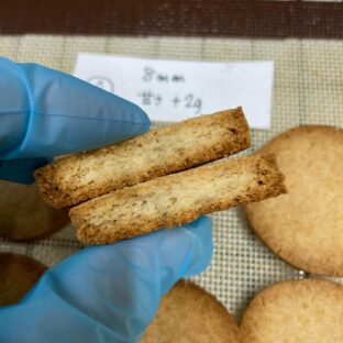 米粉のハニーバタークッキーを試作中です。