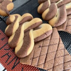 2色の絞り出しクッキー生地はどう絞る？